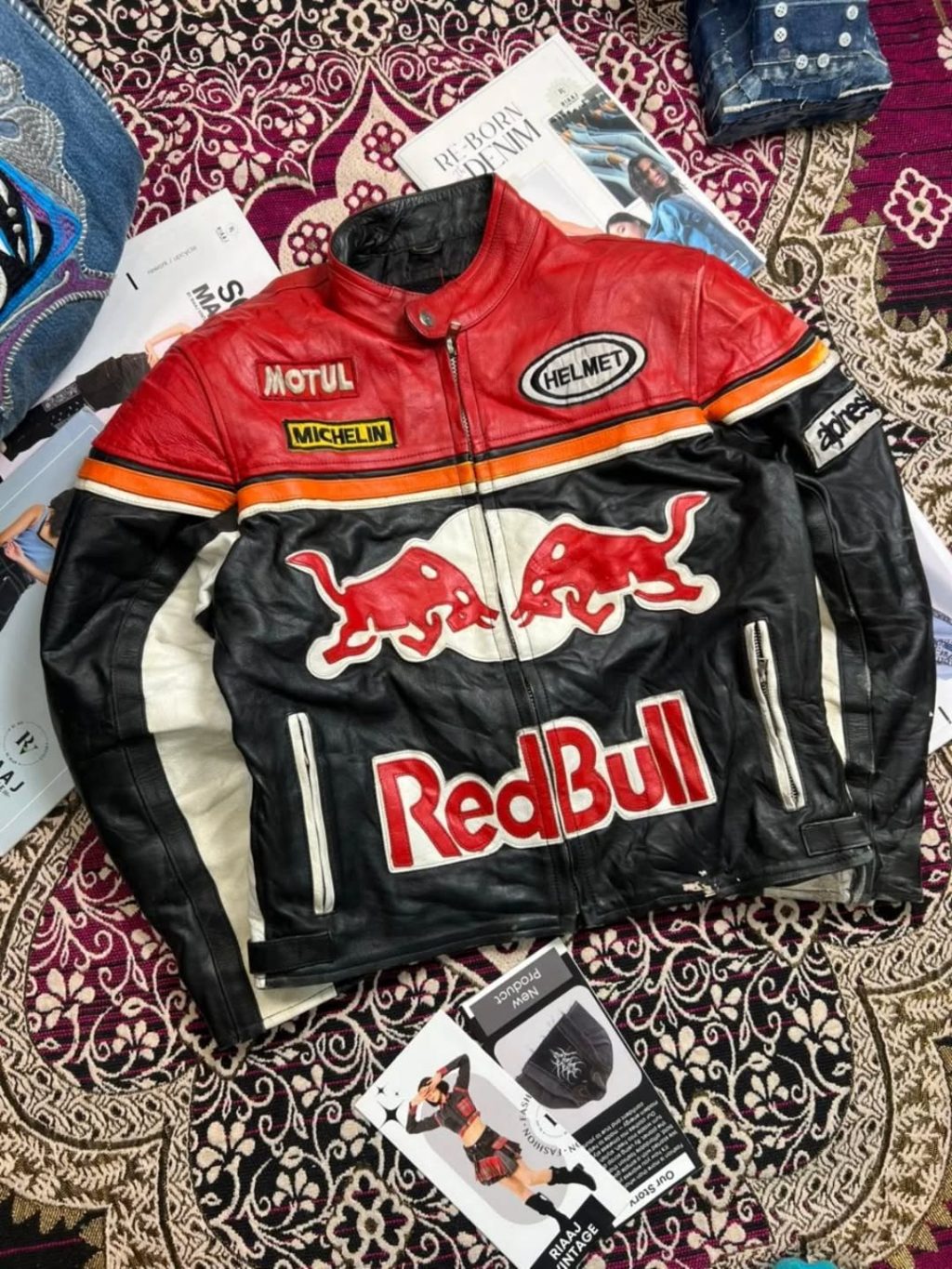 Instagram post from riaajvintage. This post is in position 7.