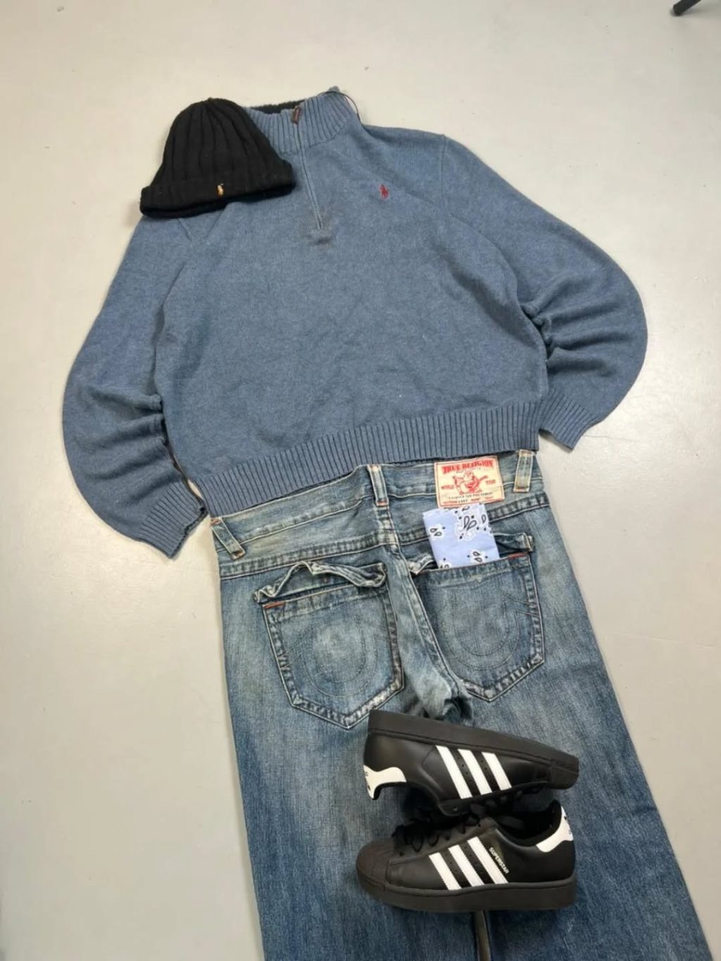 Instagram post from riaajvintage. This post is in position 3.