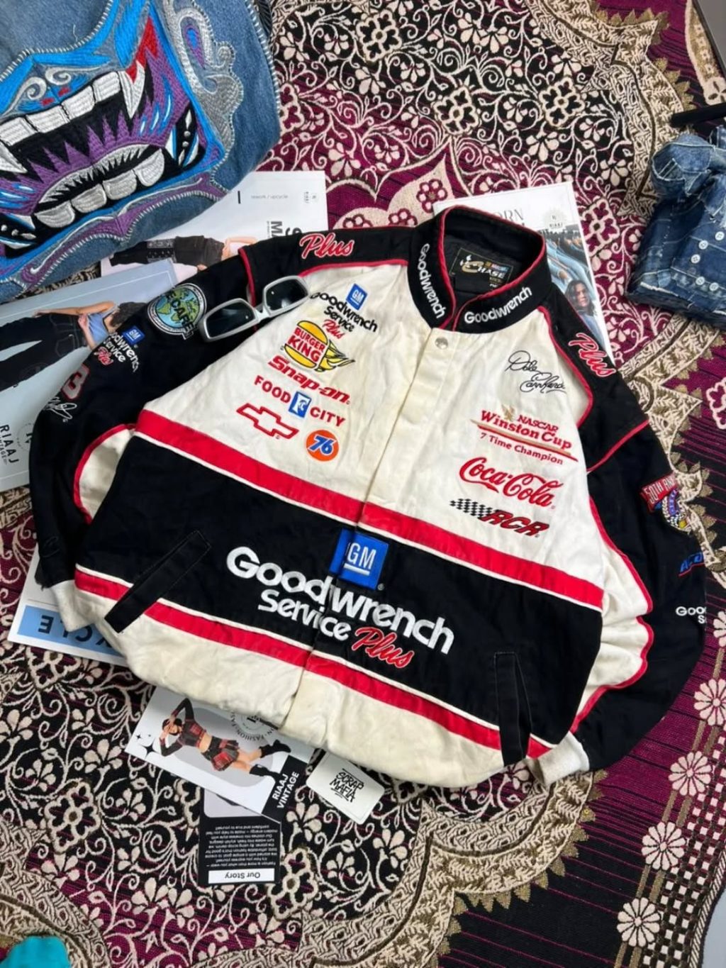 Instagram post from riaajvintage. This post is in position 5.