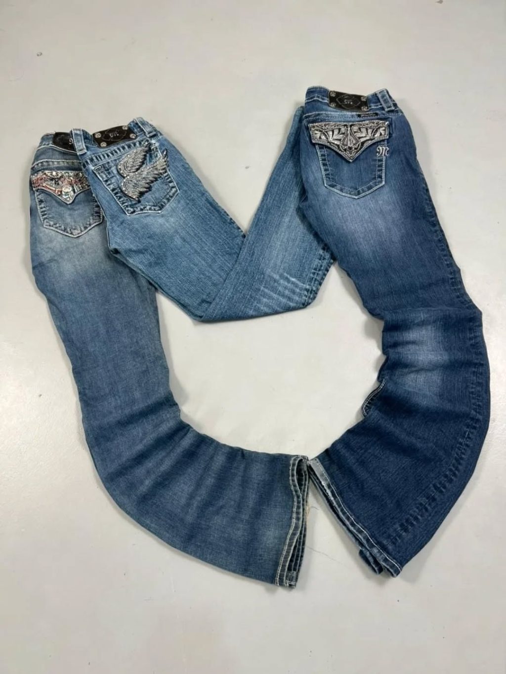 Instagram post from riaajvintage. This post is in position 1.