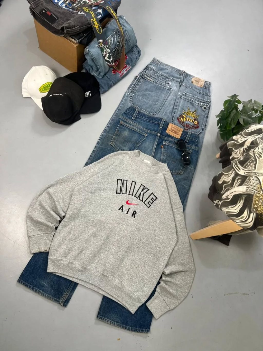 Instagram post from riaajvintage. This post is in position 3.