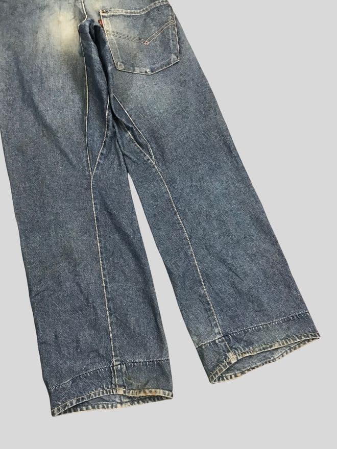 Vintage Levi’s Engineer Jeans Buckle Denim | Men’s US 30 | Authentic Levi’s — image 10 of 10