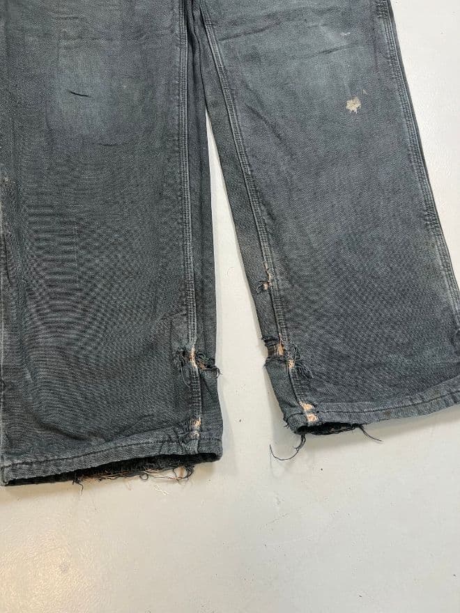 Vintage Carhartt Blanket Lined Carpenter Denim – Black Avant-Garde Fit (Size 34) — image 8 of 9
