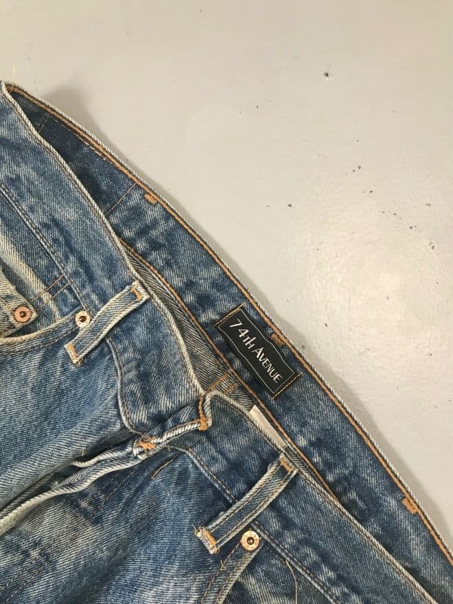 Vintage Levi’s 501 Crazy Baggy Fit Denim (36) — image 8 of 11