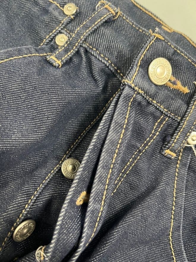 Vintage Levi’s Engineer Jeans – Size 29 | Rare Vintage Workwear — image 5 of 11