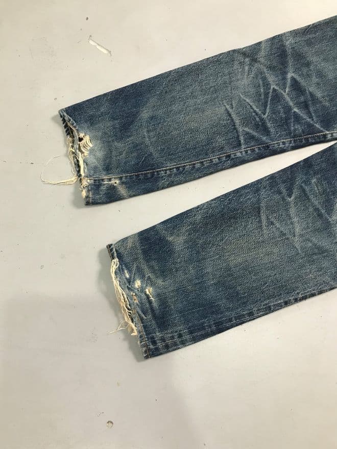 Vintage Levi’s Selvedge Denim Jeans – Men’s 30×40 – Blue — image 6 of 10