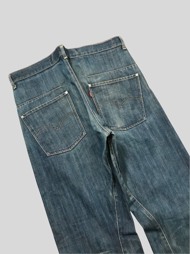 Vintage Levi’s Engineer Jeans Denim – Size 34 — image 11 of 11