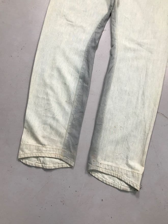 Vintage Levi’s Denim Jeans | Size 36 | Distressed Blue Avant-Garde Style — image 8 of 9