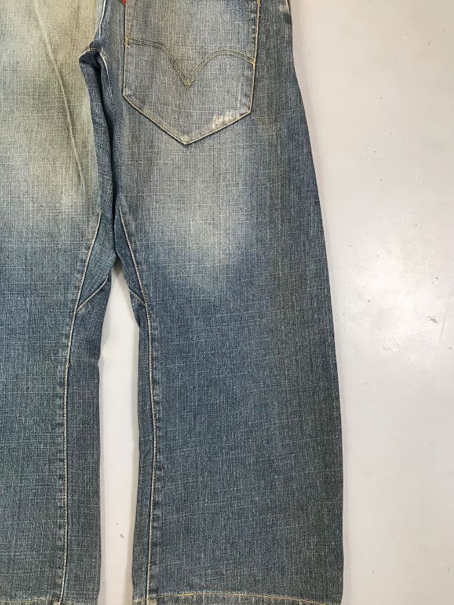 Vintage Levi’s Engineer Jeans – Buckle Belt Denim – Men’s 34 — image 6 of 13