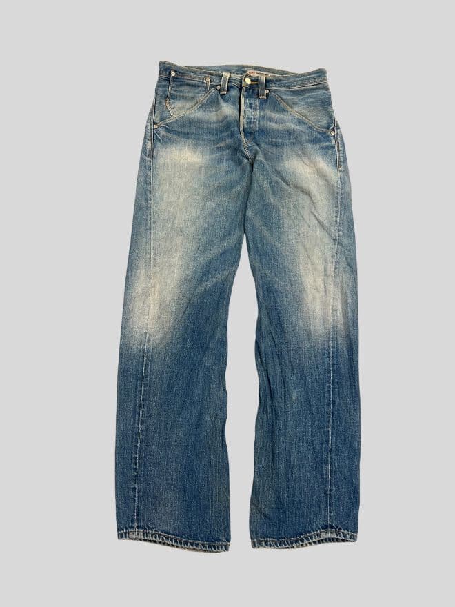 Vintage Levi’s Engineer Jeans With Belt Detail (Size 32) — image 8 of 12