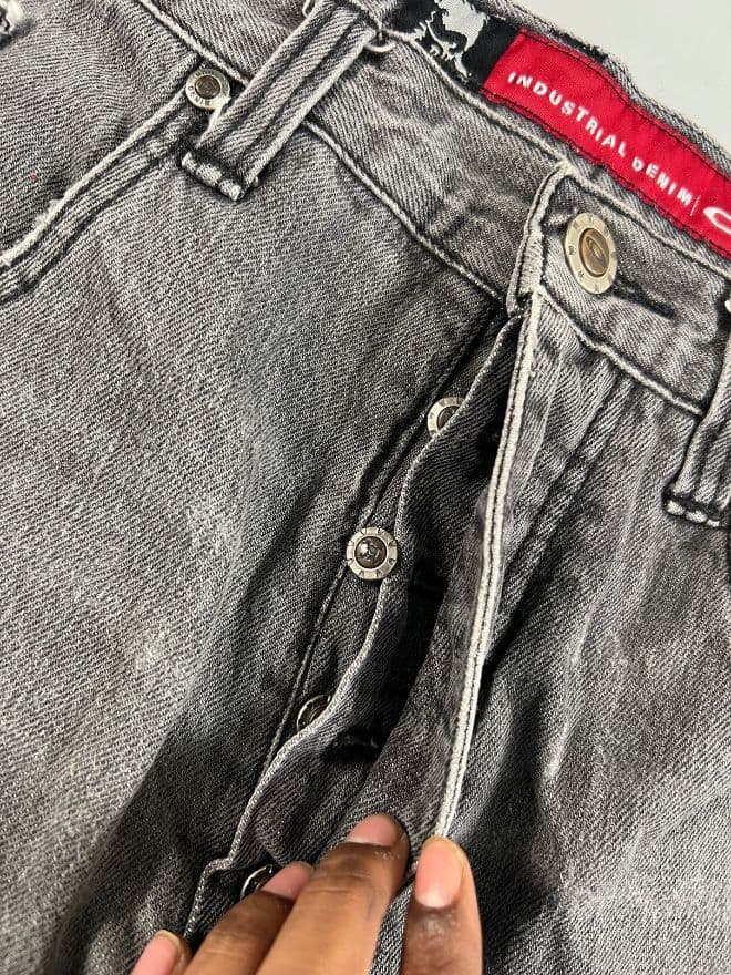 Vintage Oakley Baggy Fit Denim Jeans – Y2K Loose Streetwear — image 10 of 11