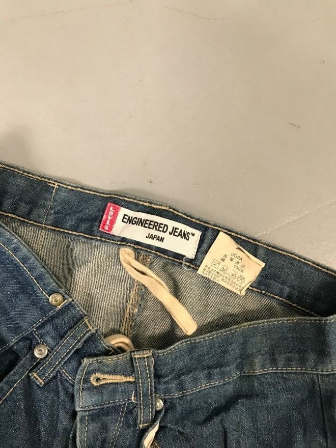 Vintage Levi’s Engineer Jeans Denim (Made in Japan) – Men’s Size US 30 (EU 46) | Blue — image 8 of 8