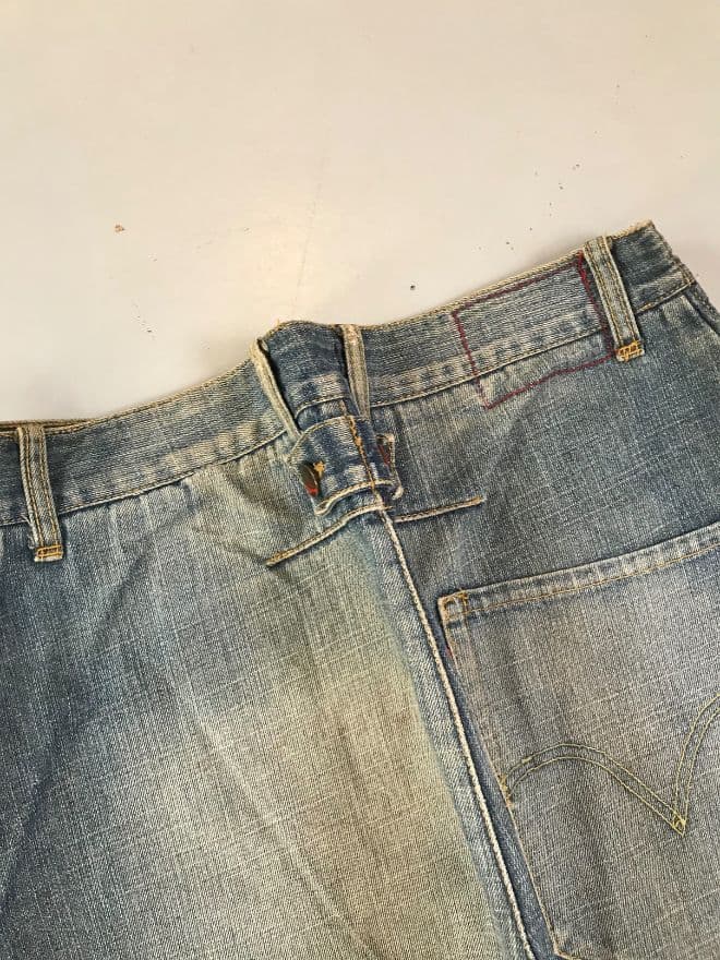 Vintage Levi’s Engineer Jeans – Buckle Belt Denim – Men’s 34 — image 11 of 13
