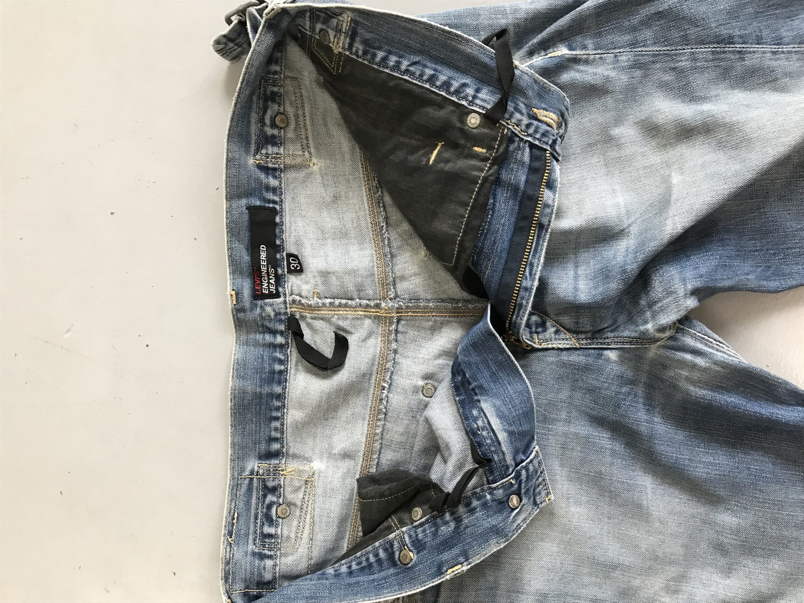 Vintage Levi’s Engineer Jeans Denim | Classic Blue Workwear | Size 34 — image 6 of 13