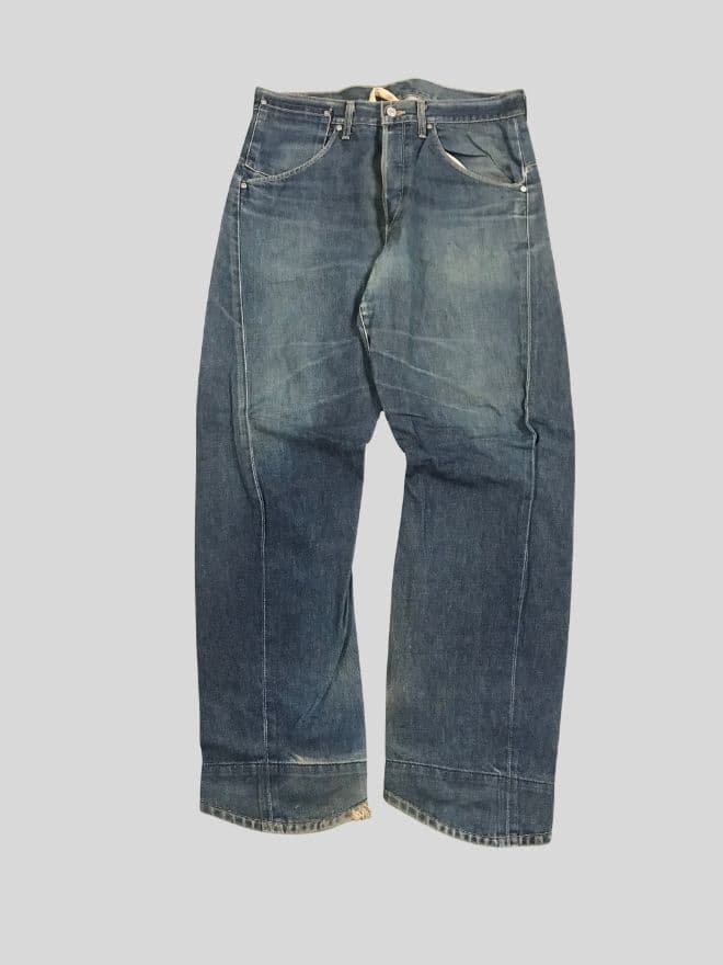 Vintage Levi’s Engineer Jeans — Size 34 | Distressed Workwear Denim — image 11 of 11