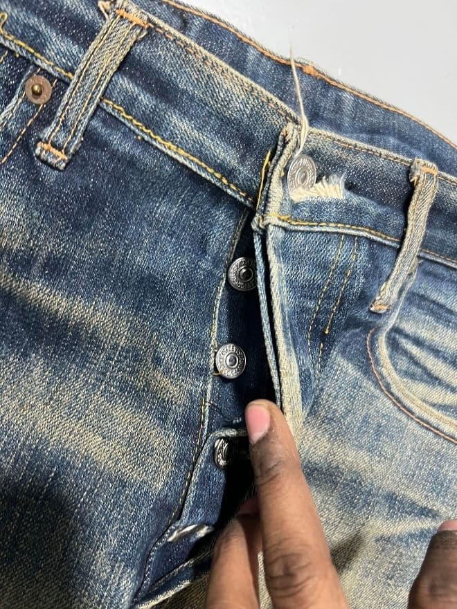 Vintage Levi’s Selvedge Denim Jeans Men’s 32 Blue — image 11 of 11