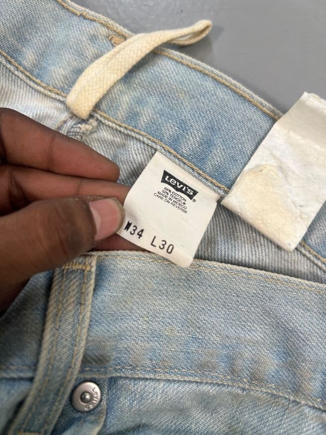 Vintage Levi’s Engineer Jeans – Classic Blue Denim | Men’s 35 — image 9 of 13