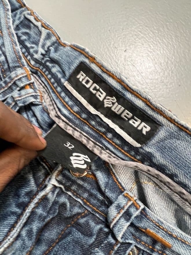 Vintage Rocawear Baggy Fit Denim Jeans – Classic Streetwear Blue — image 5 of 9