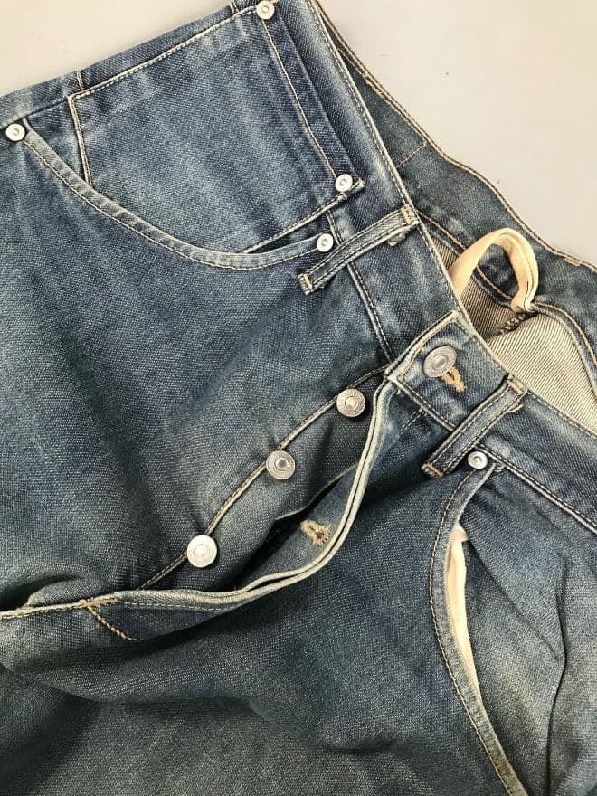 Vintage Levi’s Engineer Jeans — Size 34 | Distressed Workwear Denim — image 9 of 11