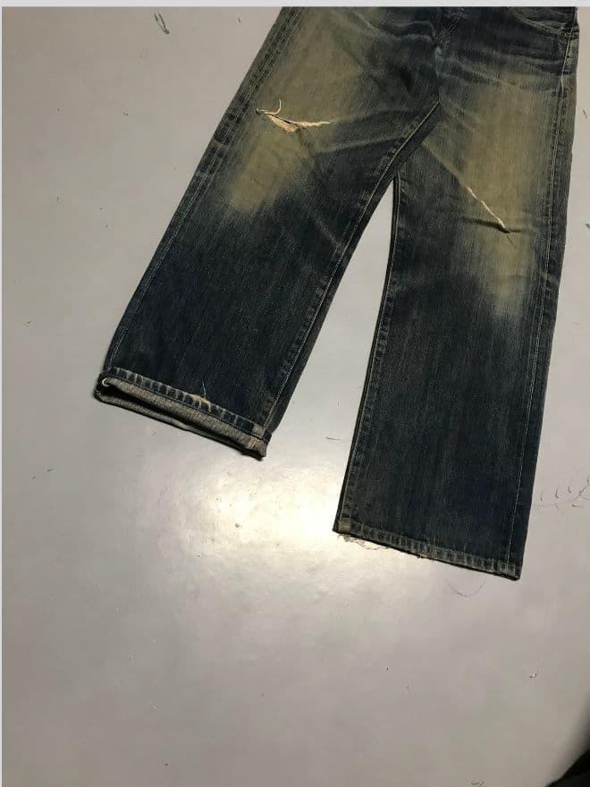 Vintage Levi’s Selvedge Buckle Belt Jeans – Men’s US 32 / EU 48 — image 9 of 10