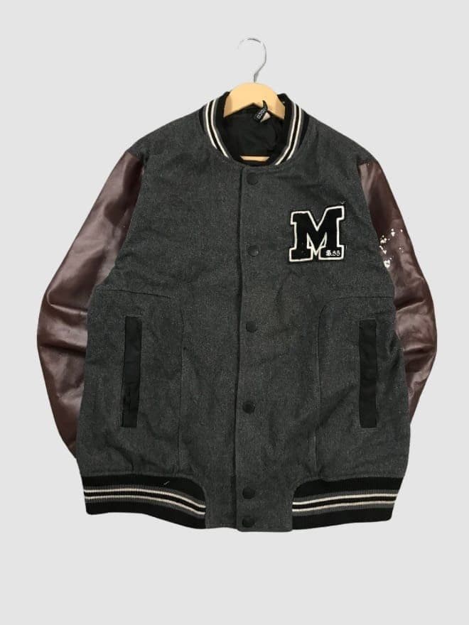 BUNDLE OF 10 VINTAGE CRAZY VARSITY JACKET — image 7 of 10