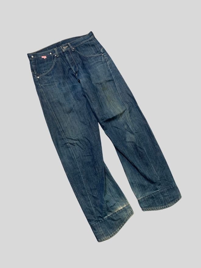 Vintage Levi's Engineer Jeans – Size 32 – Distressed Avant-Garde Denim — image 5 of 9