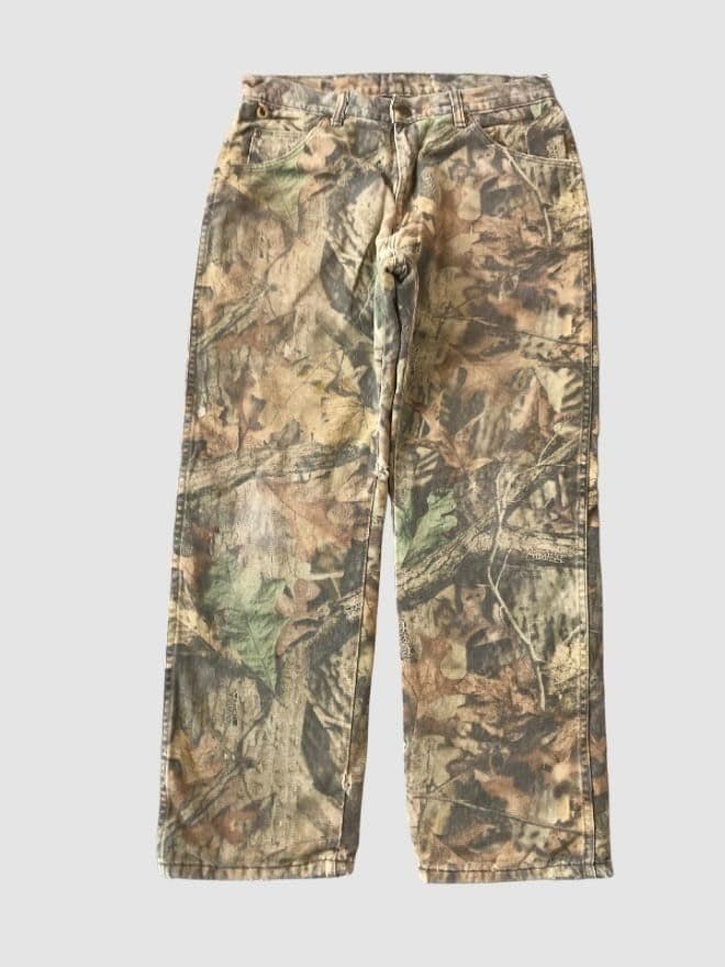 BUNDLE OF 10 VINTAGE RARE REALTREE CAMO CARGOS AND DENIM  — image 5 of 11
