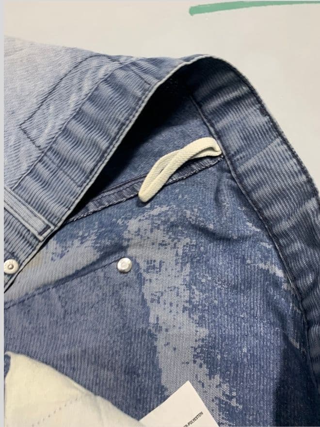 Levi's Vintage Engineer Jeans Custom – Blue Denim – US 32 / EU 48 – Distressed Avant-Garde — image 10 of 11