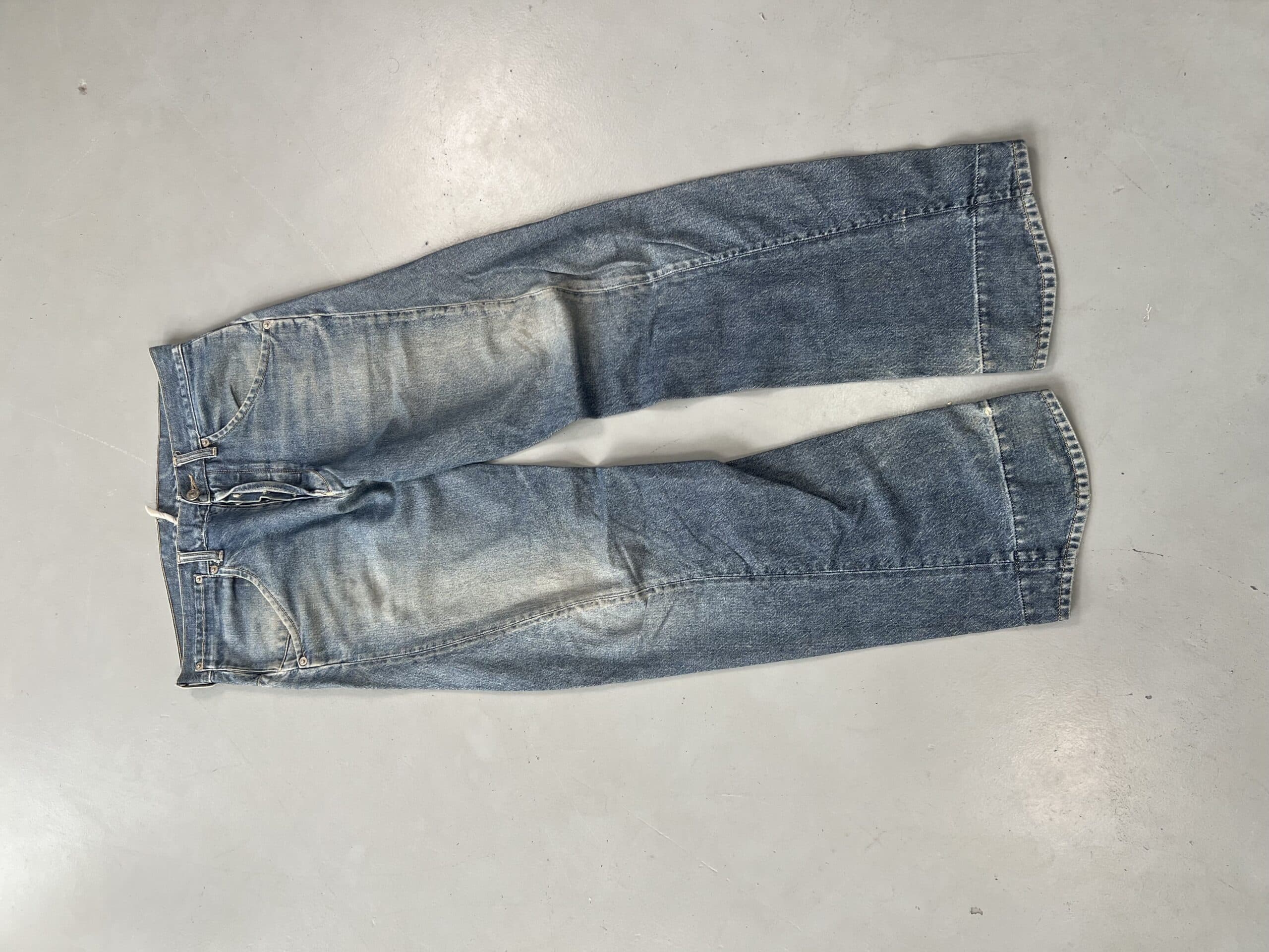 Vintage Levi’s Engineer Jeans Denim – Blue Workwear Fit (Size 34) — image 9 of 12