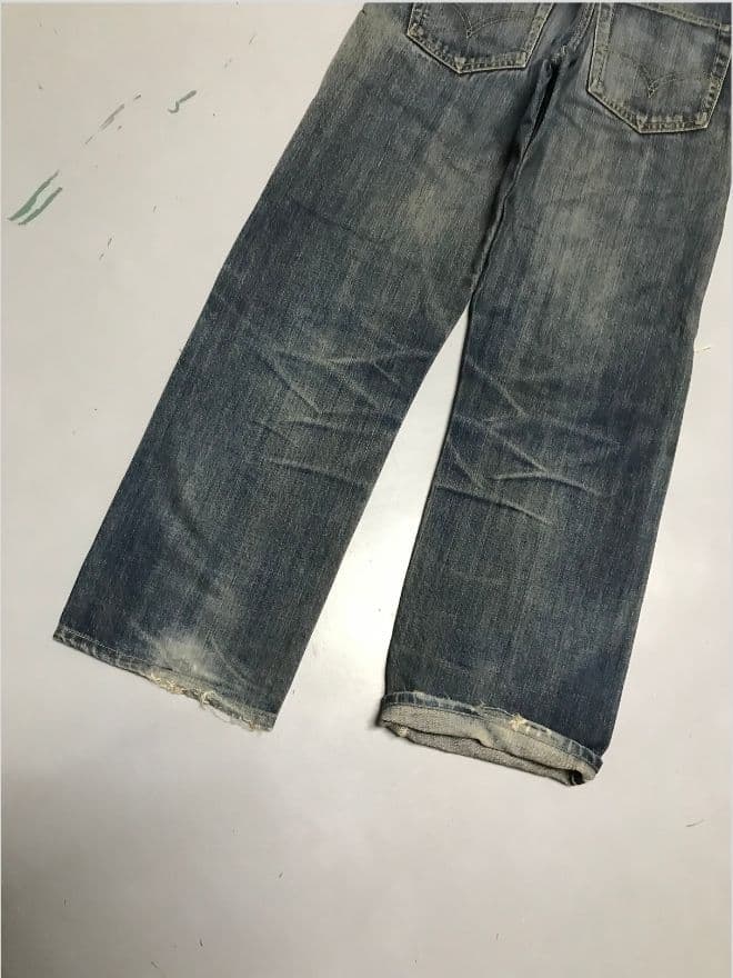 Vintage Levi’s Selvedge Buckle Belt Jeans – Men’s US 32 / EU 48 — image 6 of 10