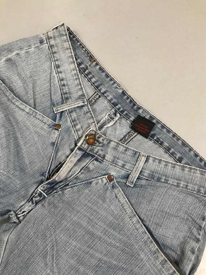 Vintage Levi’s Engineer Jeans — Size 32 | Distressed Avant-Garde Workwear Denim — image 6 of 11