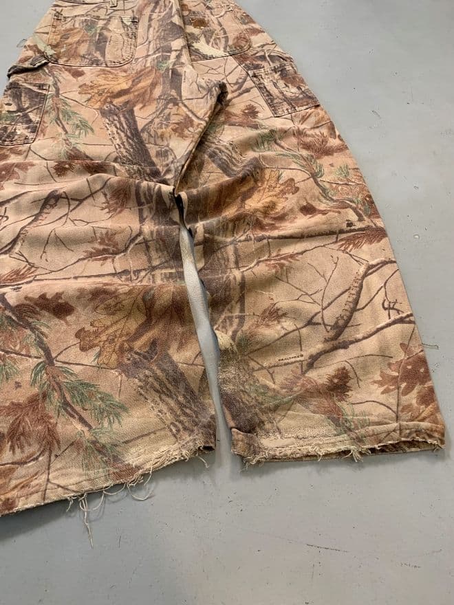 Rare Vintage Carhartt Realtree Camo Baggy Fit Cargo Jeans – Men’s 38x31.5 – Streetwear thumbnail 3
