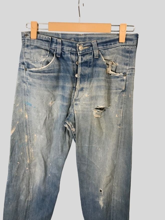 Vintage Levi’s Engineer Jeans Denim | Men’s US 30 / EU 46 — image 6 of 7