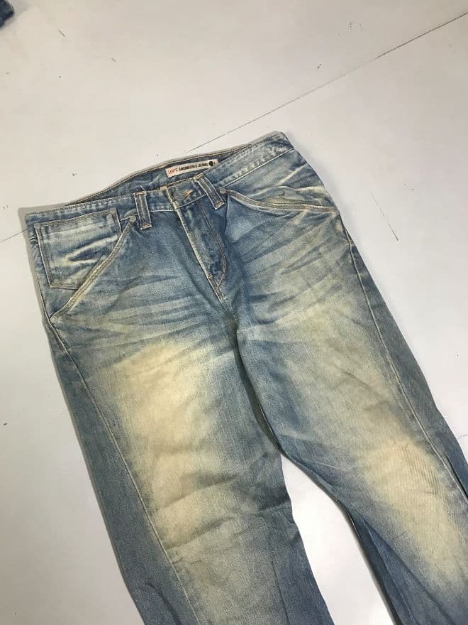 Vintage Levi’s Engineer Jeans Denim – Blue Workwear (Size 34) — image 6 of 7