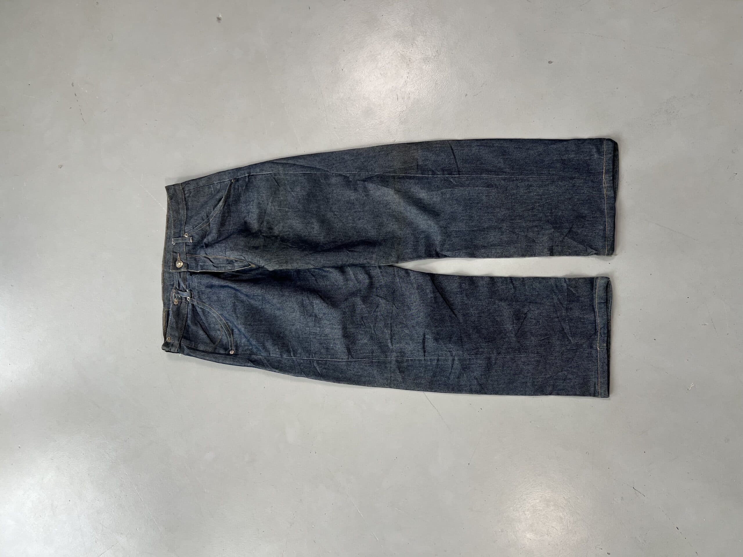 Vintage Levi’s Engineer Jeans Buckle Denim – Blue Workwear (Size 31) — image 9 of 10