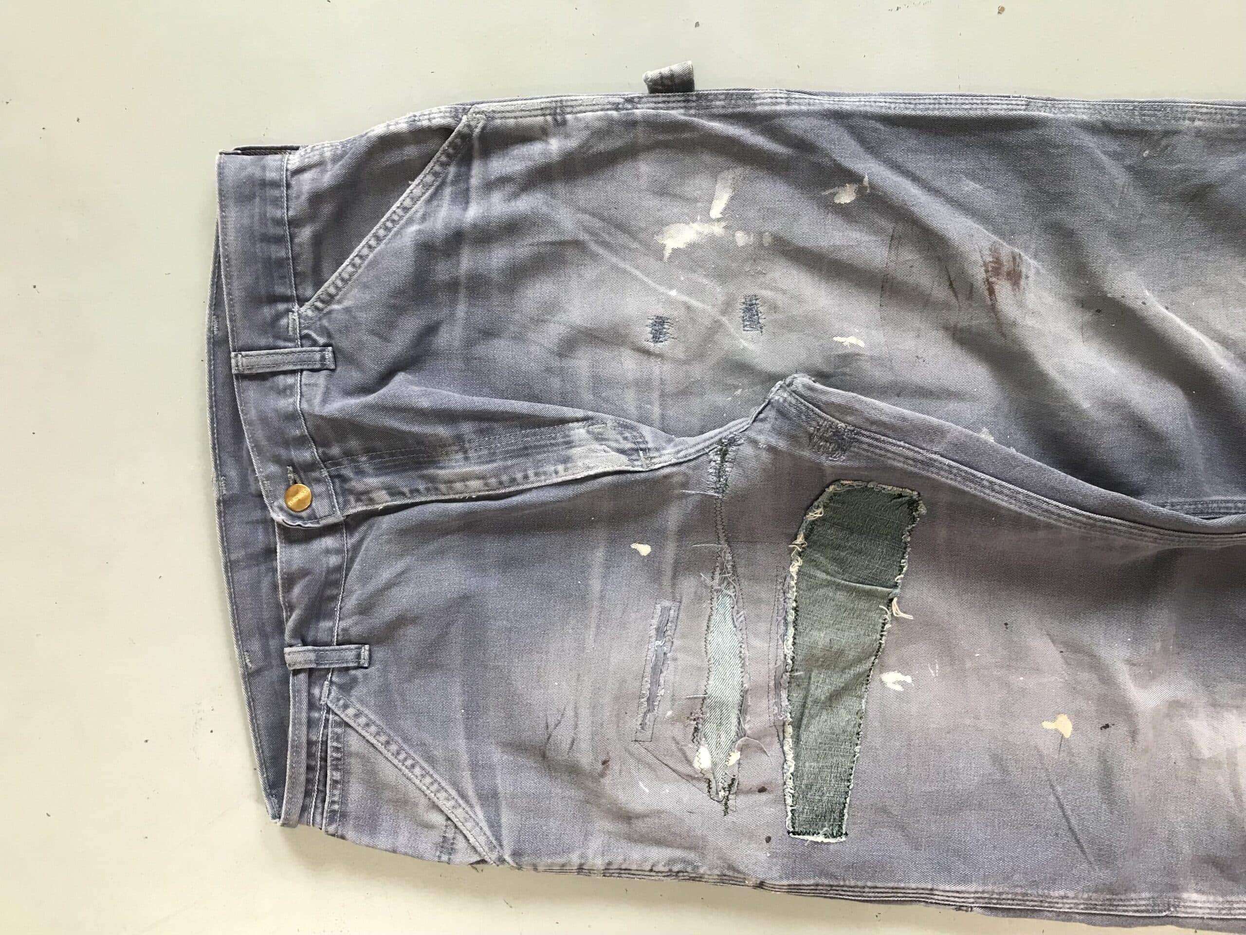 Vintage Faded Carhartt WIP Carpenter Denim | Distressed Workwear Jeans | Size 32 — image 5 of 14