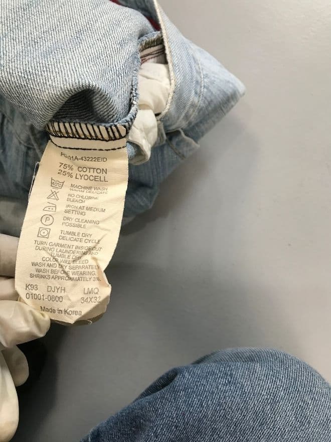 Vintage Levi’s Engineer Jeans With Buckle Belt – Size 32 — image 9 of 11