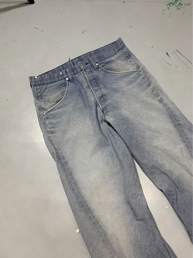 Levi's Vintage Engineer Jeans Custom – Blue Denim – US 32 / EU 48 – Distressed Avant-Garde — image 5 of 11