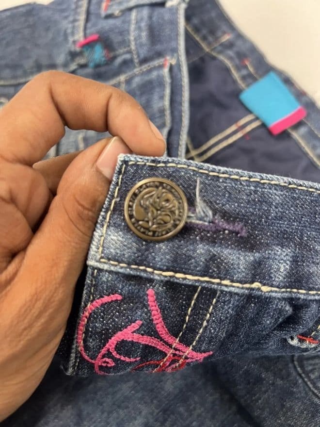 Vintage Southpole Class Player Embroidered Denim Jeans – Size 36 — image 13 of 15