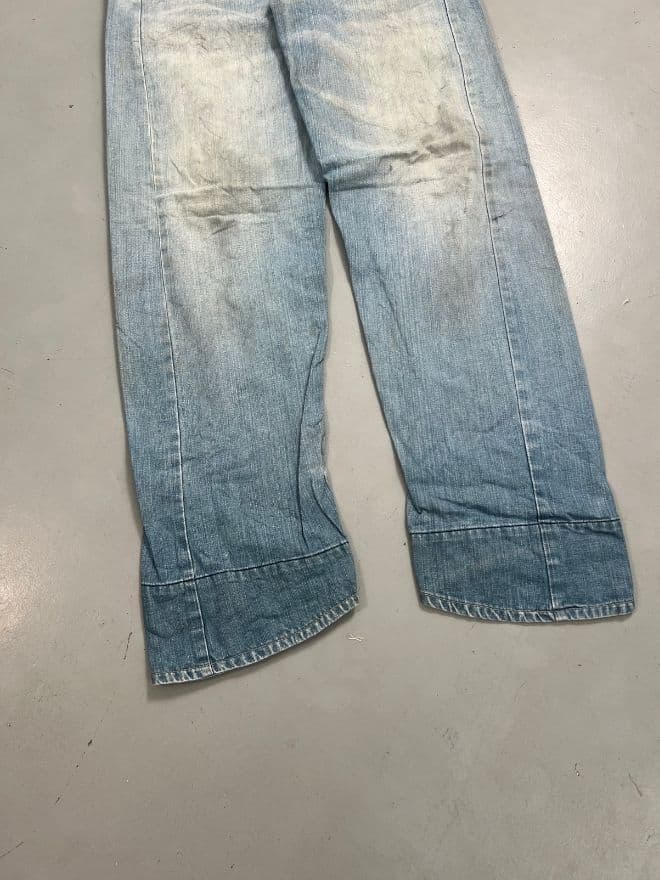 Vintage Levi’s Engineer Jeans –Size 32 | Classic Blue Workwear — image 5 of 10