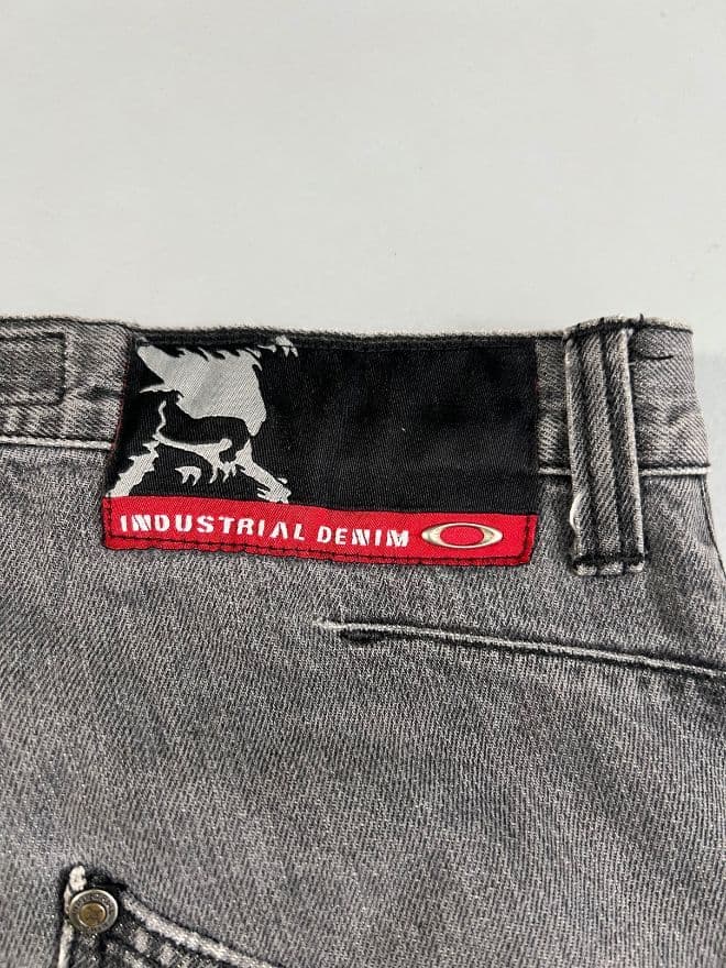 Vintage Oakley Baggy Fit Denim Jeans – Y2K Loose Streetwear — image 11 of 11