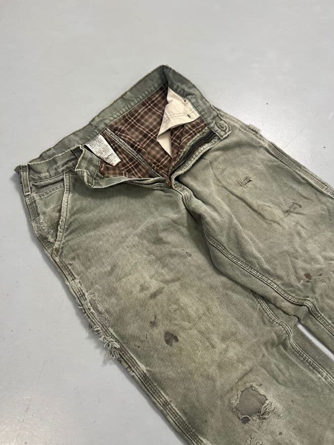 Rare Vintage Carhartt B111 MOS Blanket-Lined Carpenter Denim (Size 33) — image 10 of 12