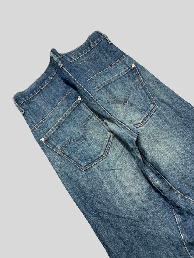 Vintage Levi's Engineer Jeans – Size 32 – Distressed Avant-Garde Denim — image 7 of 9