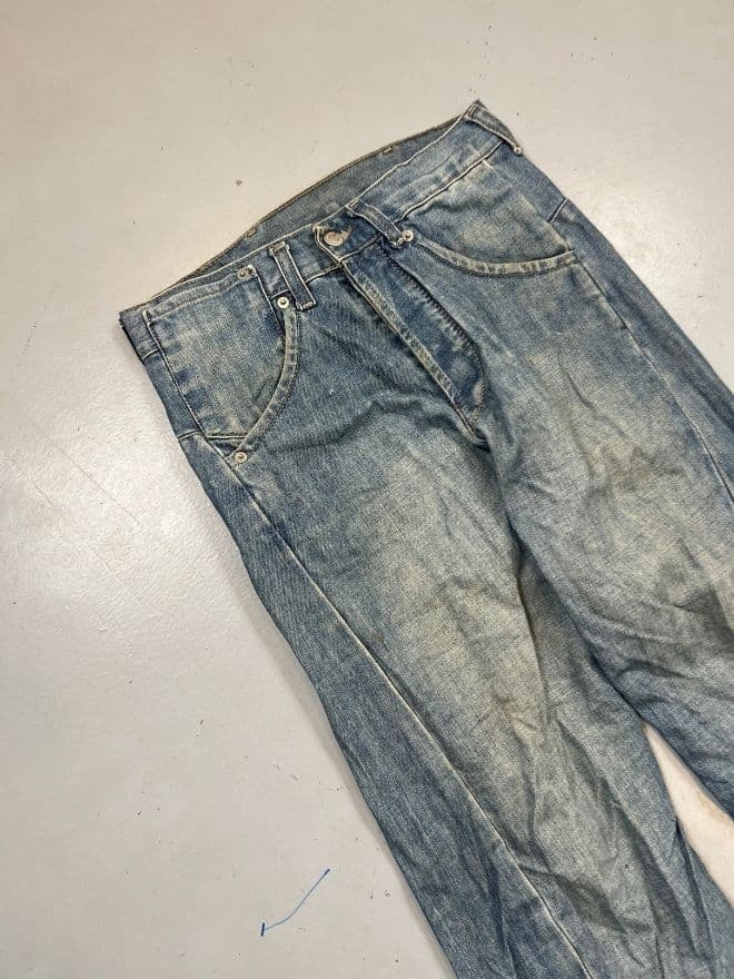 Vintage Levi's Engineer Jeans Denim Buckle Belt – Size 28 (US) / EU 44 – Distressed Blue — image 6 of 8