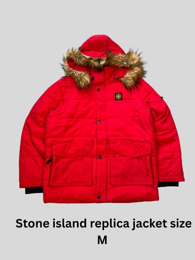 Bundle of Trending Mix Brand Vintage & Factory Leftover Clothing – Pants, Sweaters & Jackets (Mixed Sizes) — image 9 of 11