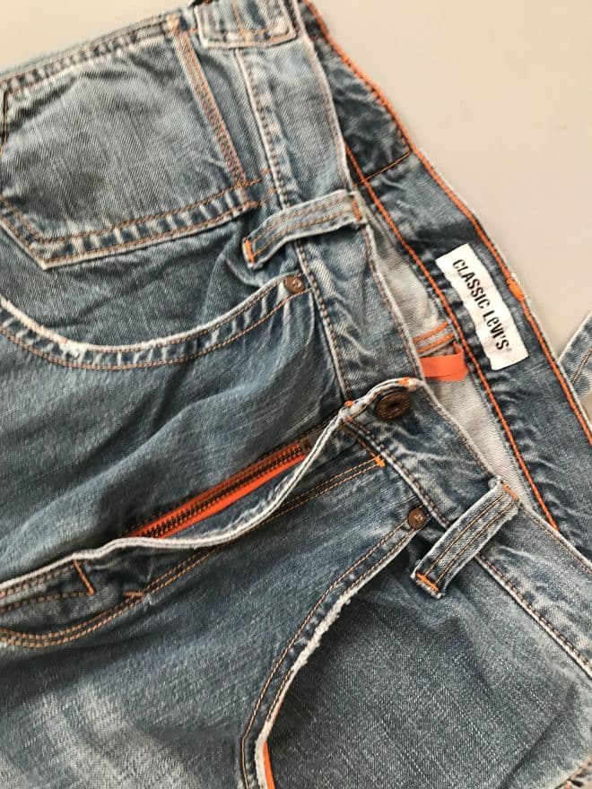 Vintage Levi’s Buckle Belt Dusty Denim – Size 35 — image 5 of 15