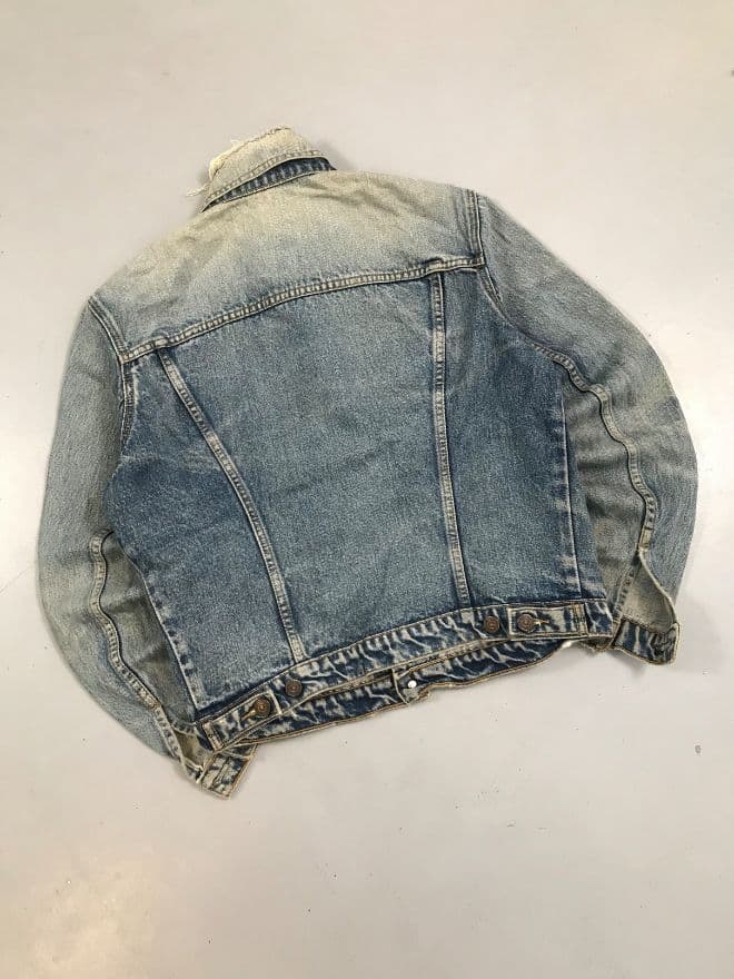 Sunfaded Vintage Levi’s Orange Tab Denim Jacket – Blue – Size XS — image 12 of 13