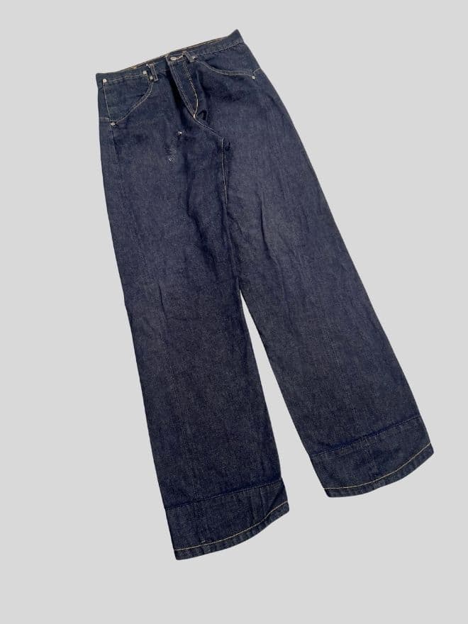 Vintage Levi’s Engineer Jeans – Size 29 | Rare Vintage Workwear — image 8 of 11