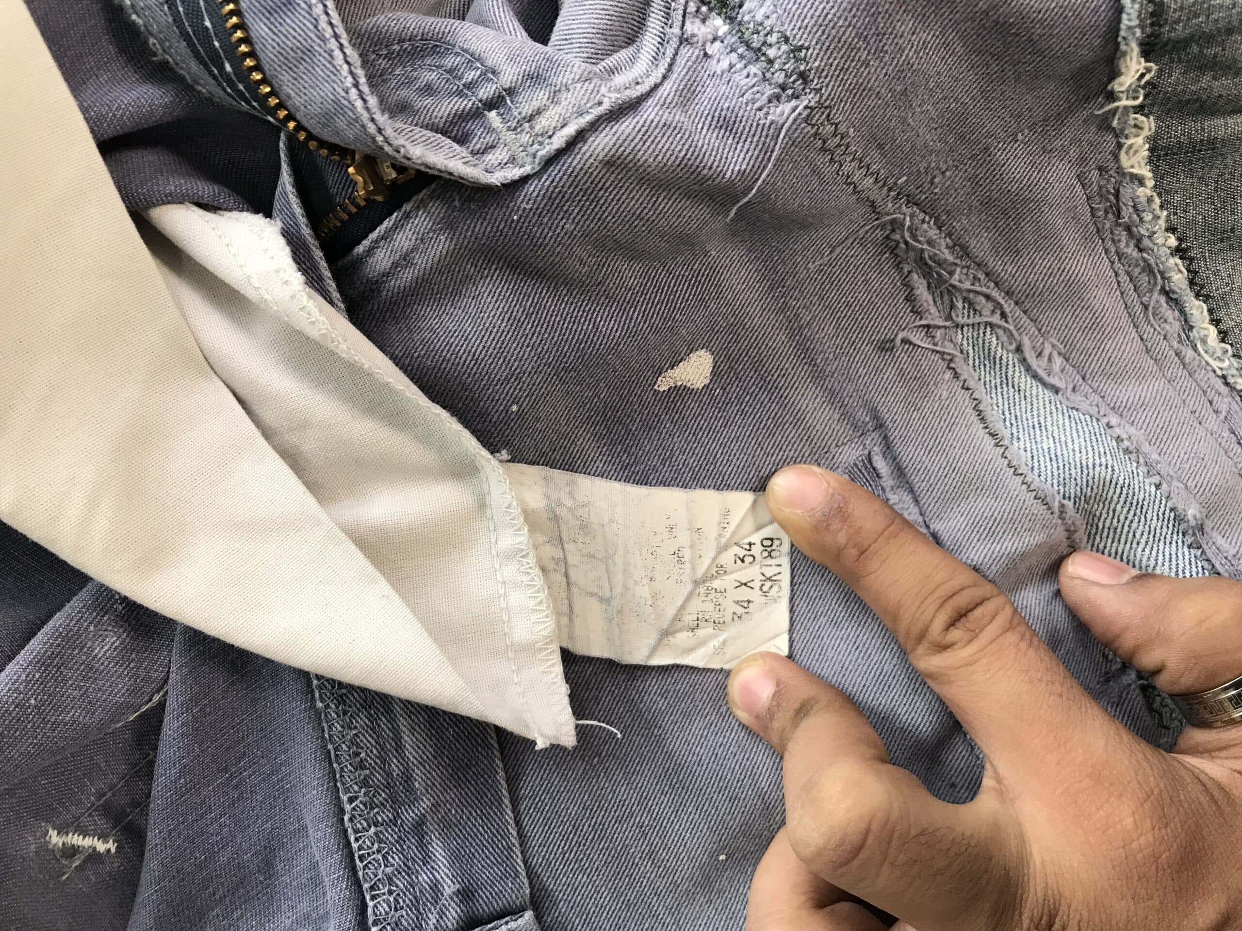 Vintage Faded Carhartt WIP Carpenter Denim | Distressed Workwear Jeans | Size 32 — image 9 of 14