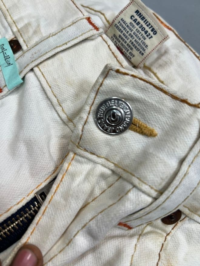 Vintage True Religion Floral Embroidered Denim Jeans – Size 34 — image 13 of 13